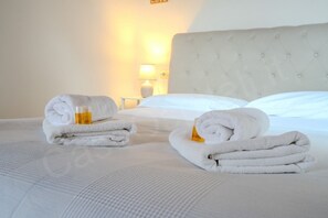 1 bedroom, iron/ironing board - GuestHost - CASA ACQUA&CIELO (Milan)