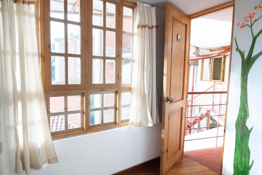 Einzelzimmer, Balkon, Blick auf den Innenhof | Innenbereich