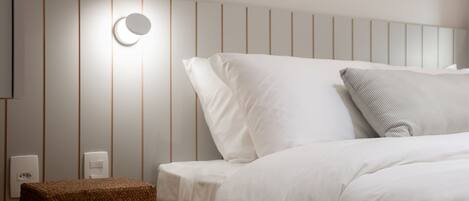 Apartment | In-room safe, blackout drapes, iron/ironing board, free WiFi