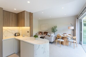 Interior - Opulent 2 Bedroom Villa l Private Plunge Pool (The Springs)