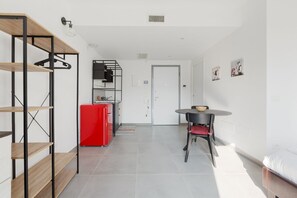 Interior - GuestHost - Udine M2 - Bright and cozy studio (Milano)