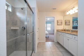 Hair dryer, towels, soap, toilet paper - Beautiful 5BR Vacation Home • Pool • Gated Resort • Near Disney (Kissimmee)