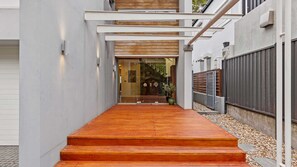 Exterior detail - The Villa at Maloneys (Maloneys Beach)