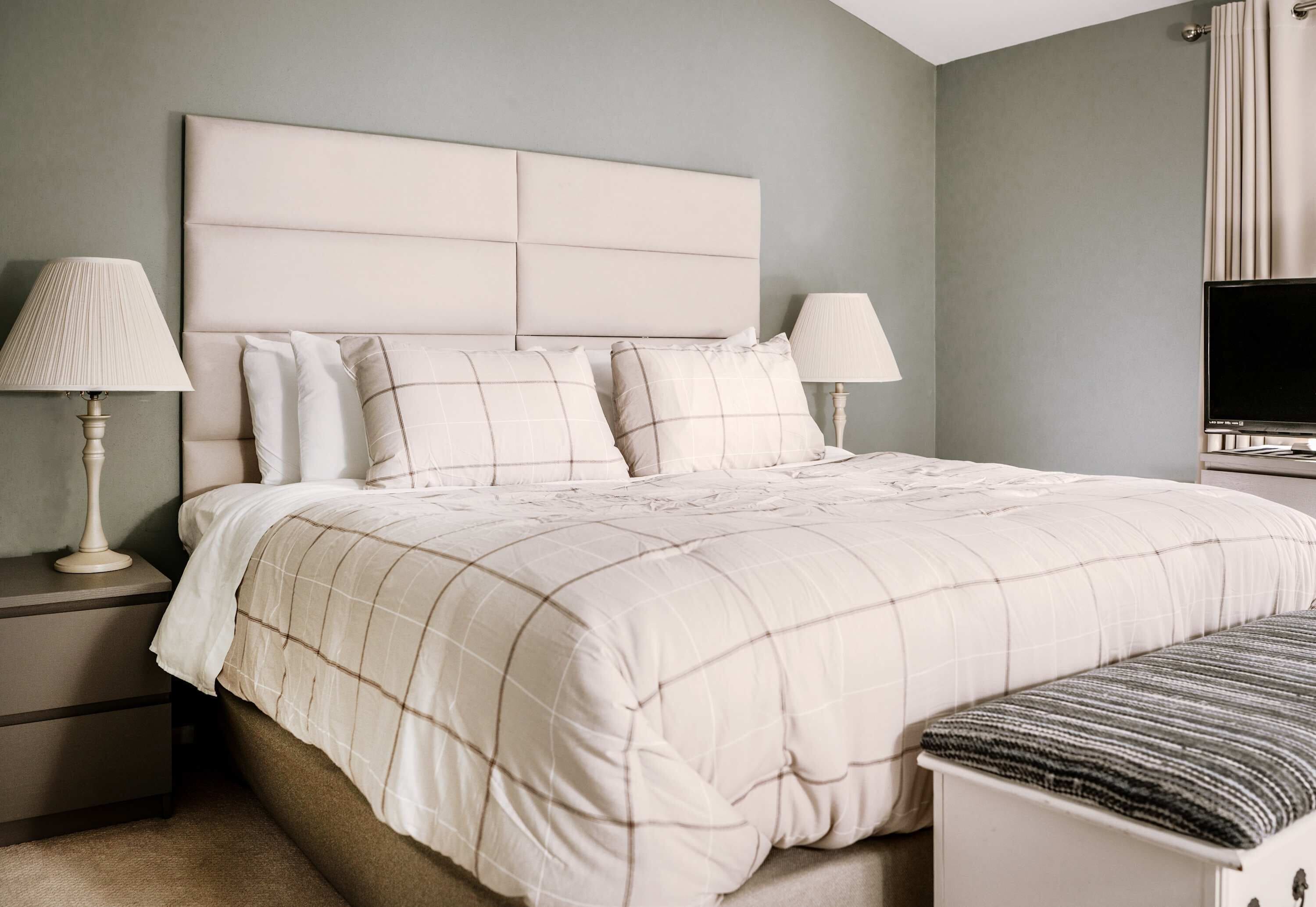 Condo, 1 King Bed with Sofa bed, Balcony (The Overlook at Interlaken) | 1 bedroom, individually decorated, individually furnished