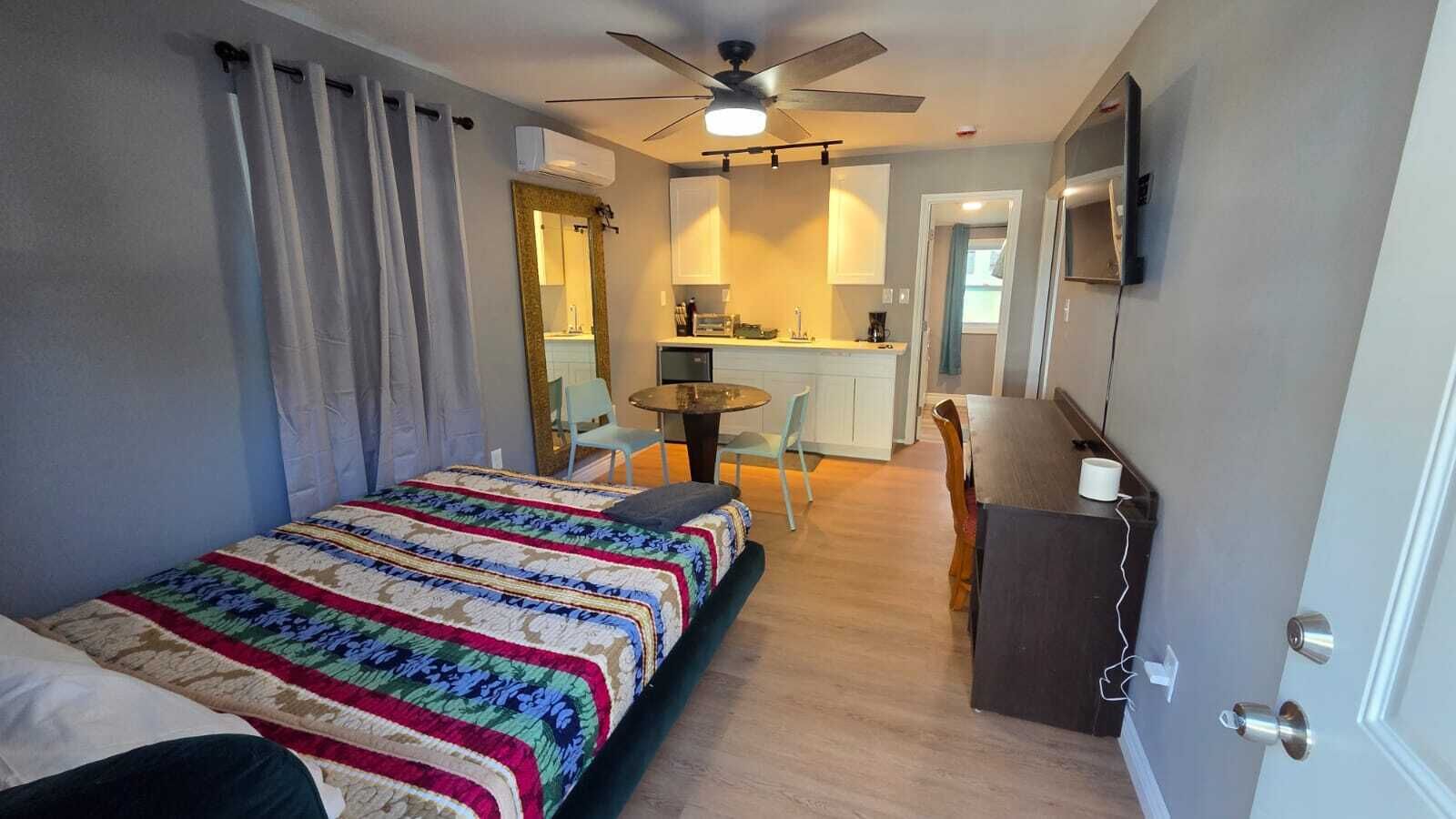 3 bedrooms, iron/ironing board, free WiFi, bed sheets