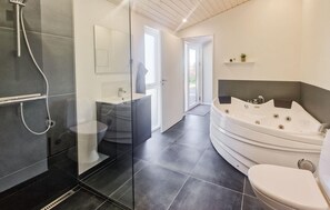 Shower - Stunning home in Løkken with sauna (Løkken)
