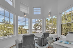 Interior - Luxury Lakefront Retreat (Graford)