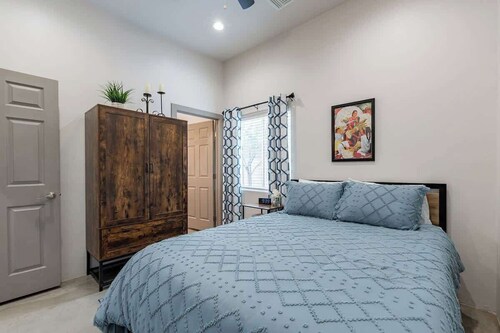 Cozy 2BR Tucson Home | Near UofA & Gem Shows