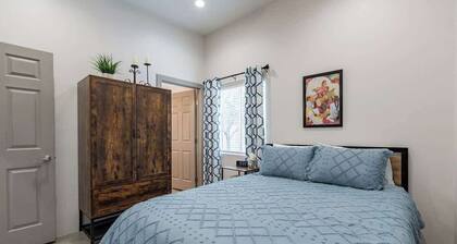 Cozy 2BR Tucson Home | Near UofA & Gem Shows