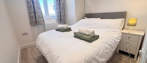 2 bedrooms, WiFi, bed sheets