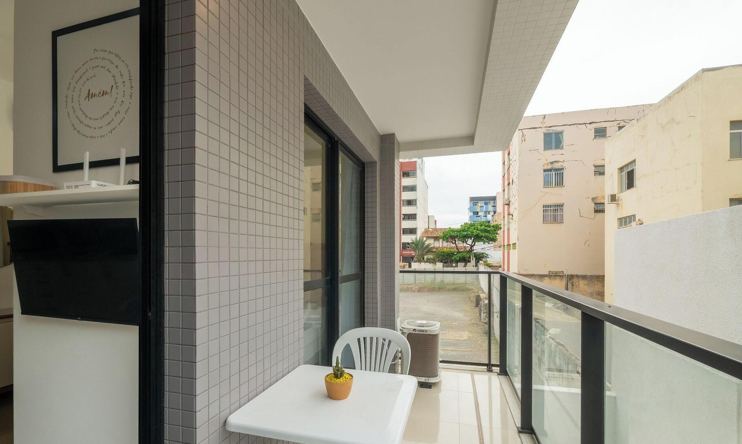 Basic Studio | Outdoor dining