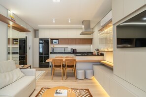 เบสิกอพาร์ทเมนท์ | ภายใน