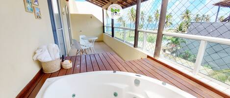 Basic Apartment | Lanai