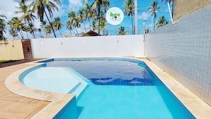 Apartemen Basic | Kolam renang