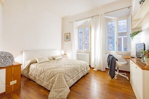 3 bedrooms, iron/ironing board