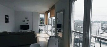 To María Bazarra's house. Sea views, elevator and air conditioning.
