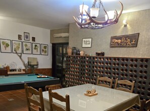 Dining - Villa Bella Vista - Two Bedroom apartment with Balcony and View (Veliki) (Ivanec)