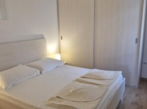 1 Schlafzimmer, Internetzugang, Bettwäsche, Rollstuhlgeeignet