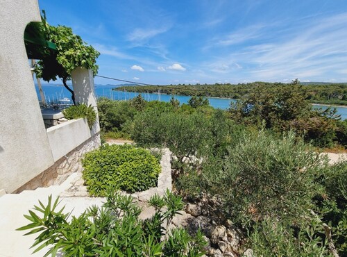 Holiday Home Mirta - Two Bedroom Villa with Sea view