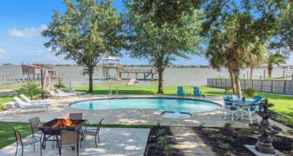Pelican Bay Resort - Waterfront - Family, Large Group - 35 min to World Cup 2026
