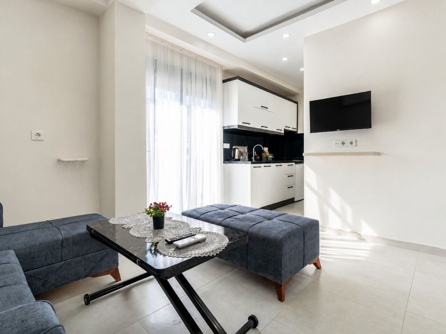 Superior Condo, City View | Living area | Smart TV