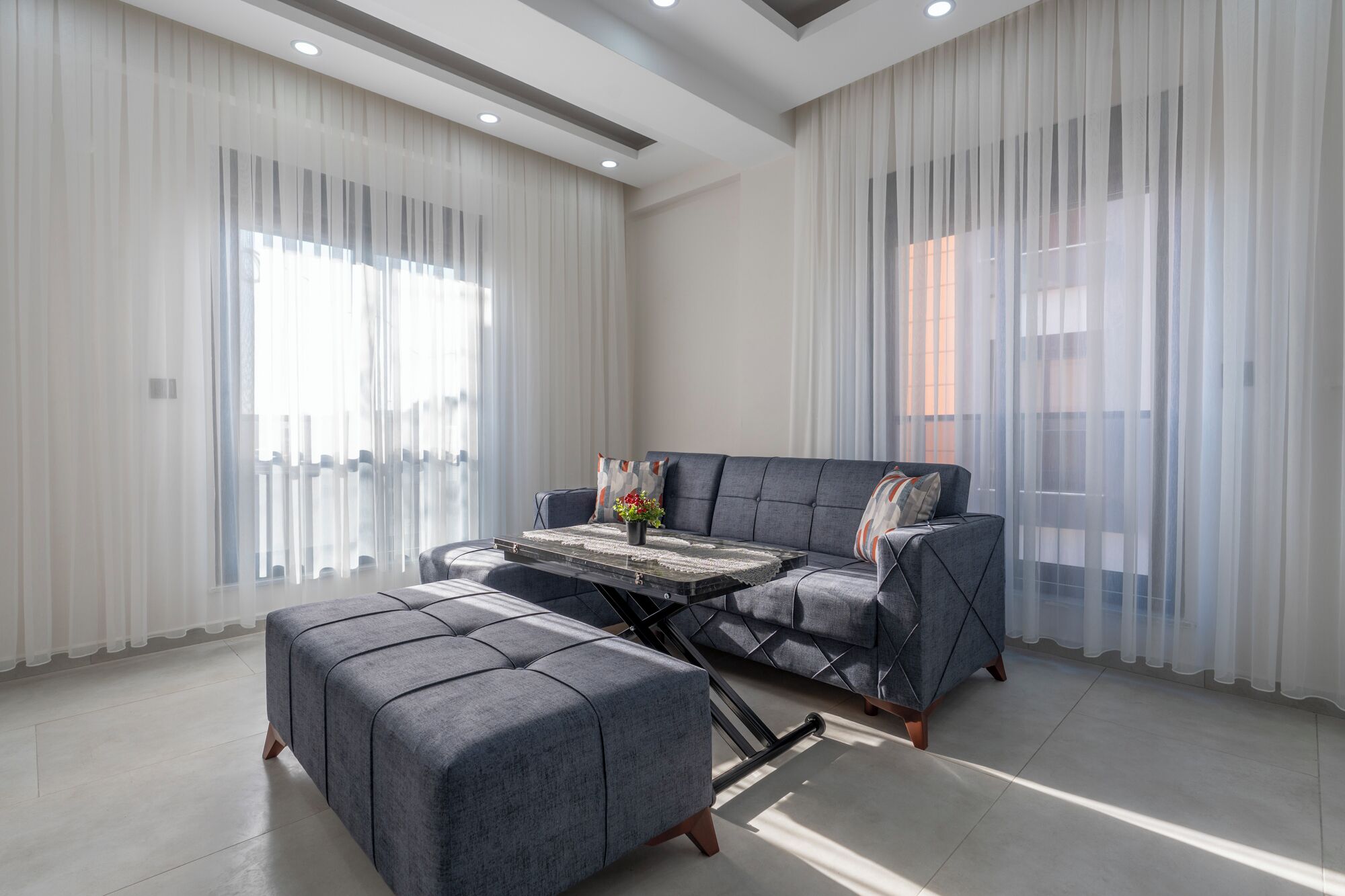 واي فاي مجانًا وملاءات أسرّة