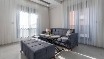 Superior Condo, City View | Free WiFi, bed sheets