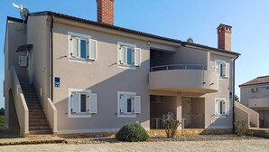 Exterior - 3 bedroom gorgeous apartment in Medulin (Medulin)