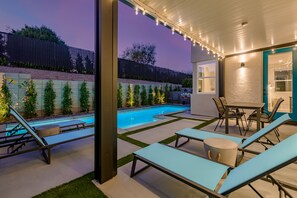Pool - Brand New! Chic, Gated & Safe. Family & Pet Friendly, Sleeps 9 with Rec. Room… (Indio)