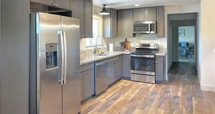 Stay Close to It All – Shasta Lake City Rental Near Lake & Downtown