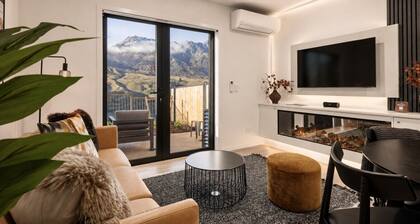 Evara Queenstown, Central, Remarkable Views!