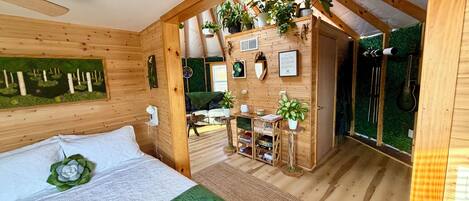 1 dormitorio, tabla de planchar con plancha, wifi gratis y ropa de cama