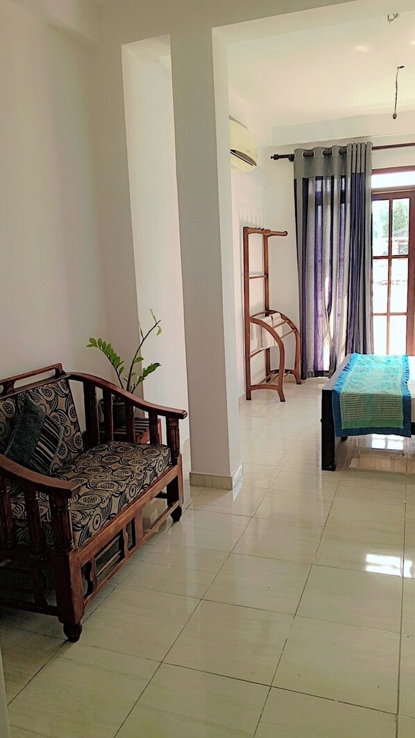 Room - Amani Lakeside (Panadura)