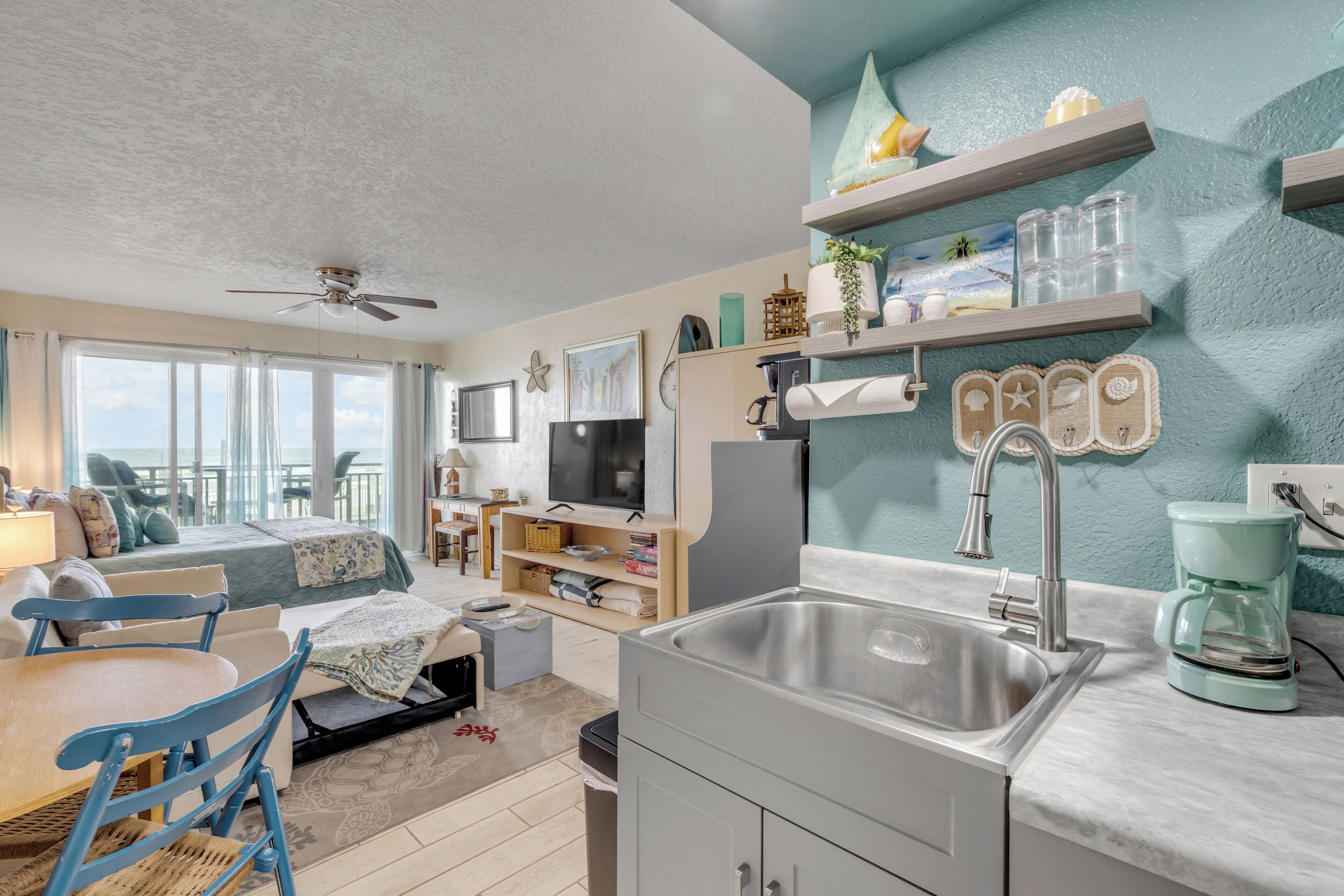 1 bedroom, iron/ironing board, Internet, bed sheets