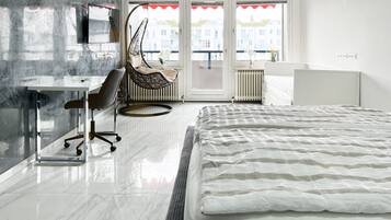 1 bedroom, iron/ironing board, WiFi, bed sheets