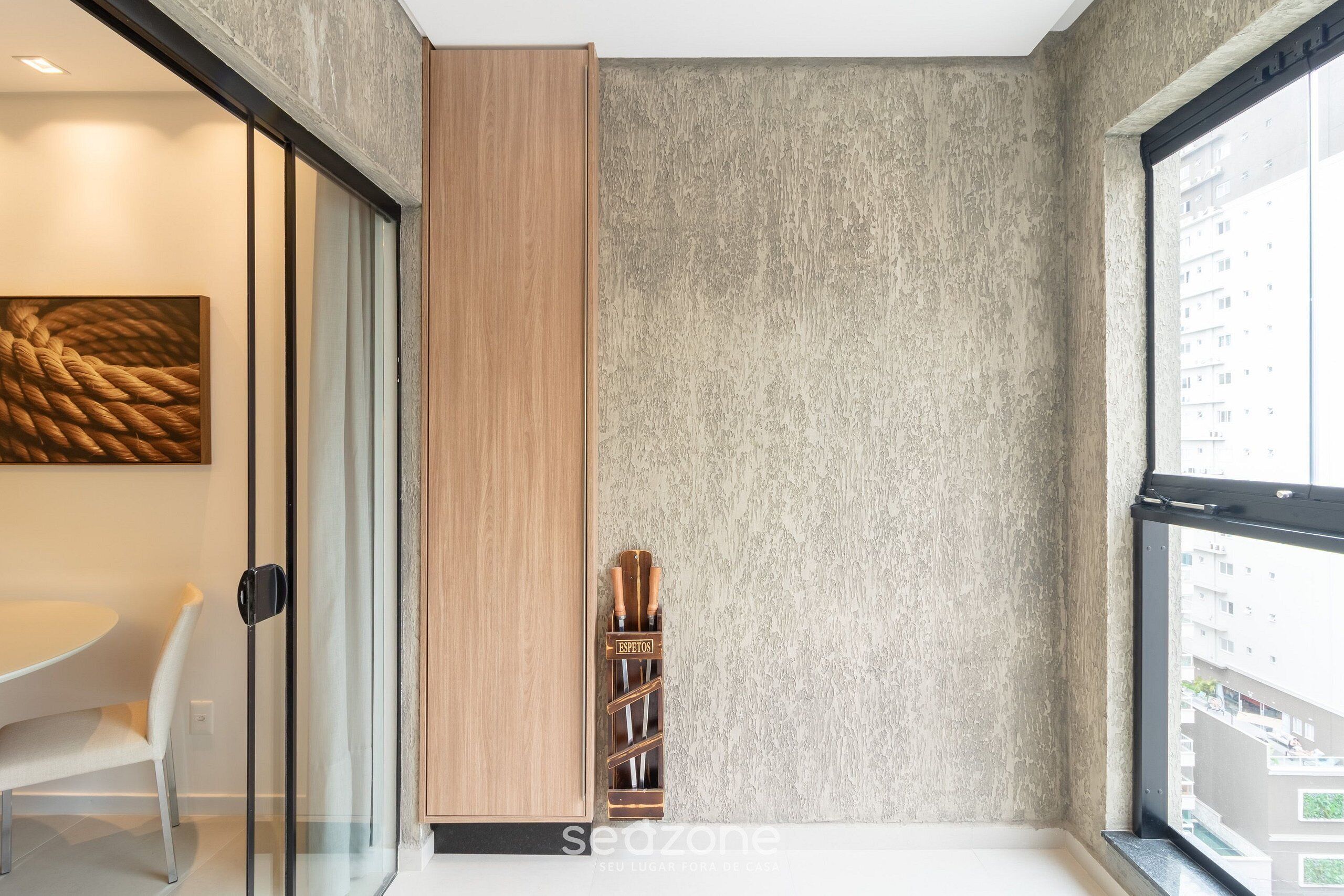 Basic Apartment | Interior