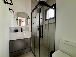 Apartamento básico | Banheiro