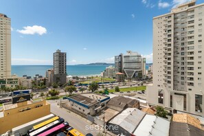 Basic Apartment | Miscellaneous - Apto c\/ Varanda Gourmet próximo ao Mar OZN1004 (Itapema)