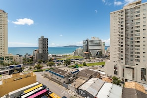Basic Apartment | Miscellaneous - Apto c\/ Varanda Gourmet próximo ao Mar OZN1004 (Itapema)