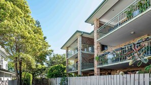 Exterior - City Pulse Hideaway Steps to Valley & CBD (Clayfield)