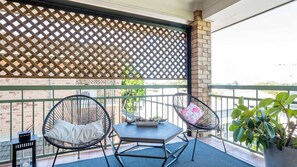 Property grounds - City Pulse Hideaway Steps to Valley & CBD (Clayfield)