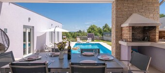 House Lavanda a relaxing retreat w/jacuzzi & sauna