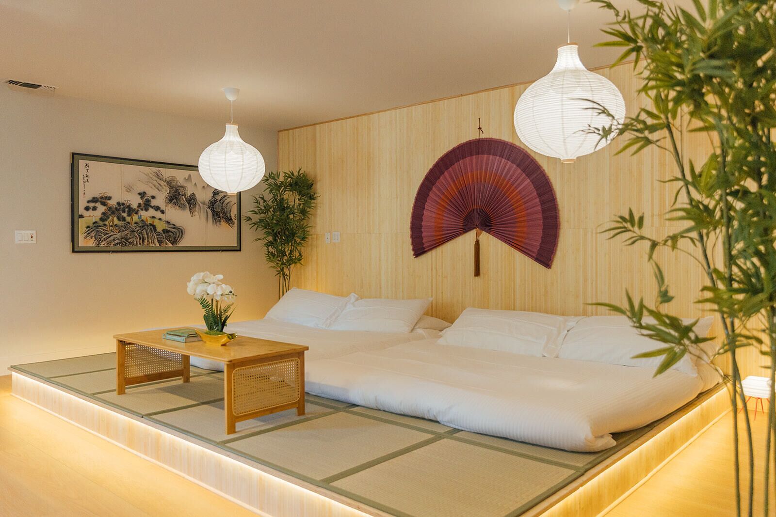 5 bedrooms, iron/ironing board, free WiFi, bed sheets
