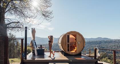 Mountains & Moon – Wellness Elevated: Pool, Nordic Spa, Private Gym, Views