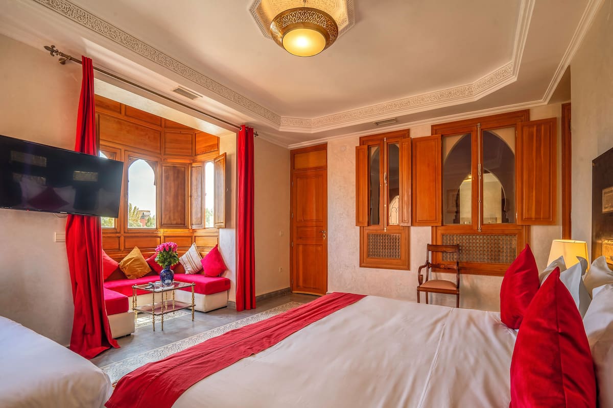 Suite, Mountain View | Frette Italian sheets, premium bedding, Select Comfort beds, minibar