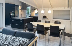 Dining - Amazing home in Rørvig with sauna (Rørvig)