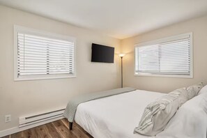 2 chambres, fer et planche à repasser, accès Internet, draps fournis