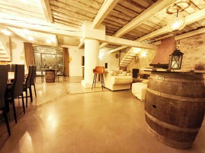 Living area - Mas de Castille Guest House (Argilliers)