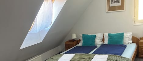 1 bedroom, iron/ironing board, WiFi, bed sheets