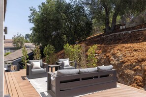 Terrace/patio - Casa Eleanora by Oraklus (Beverly Hills)